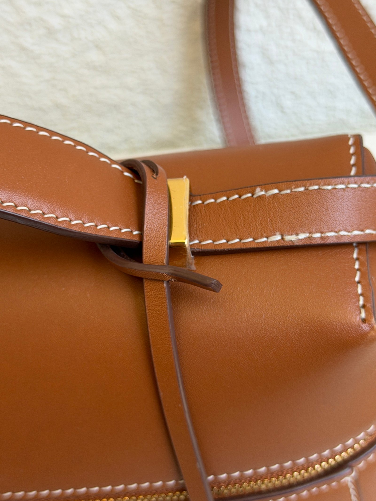 Loro Piana Extra Bag L27 Smooth Calfskin Shoulder Bag - Image 9
