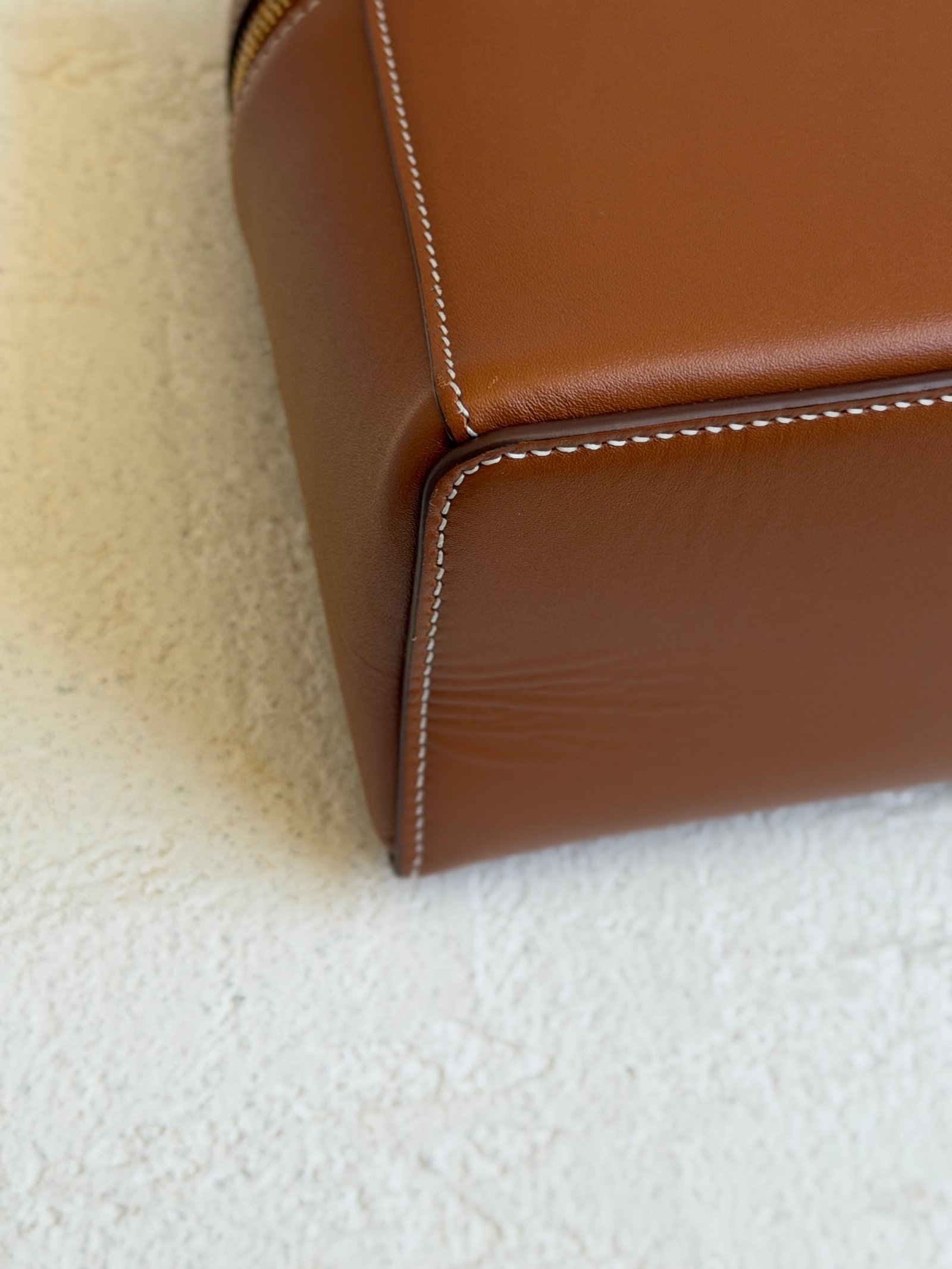 Loro Piana Extra Bag L27 Smooth Calfskin Shoulder Bag - Image 12