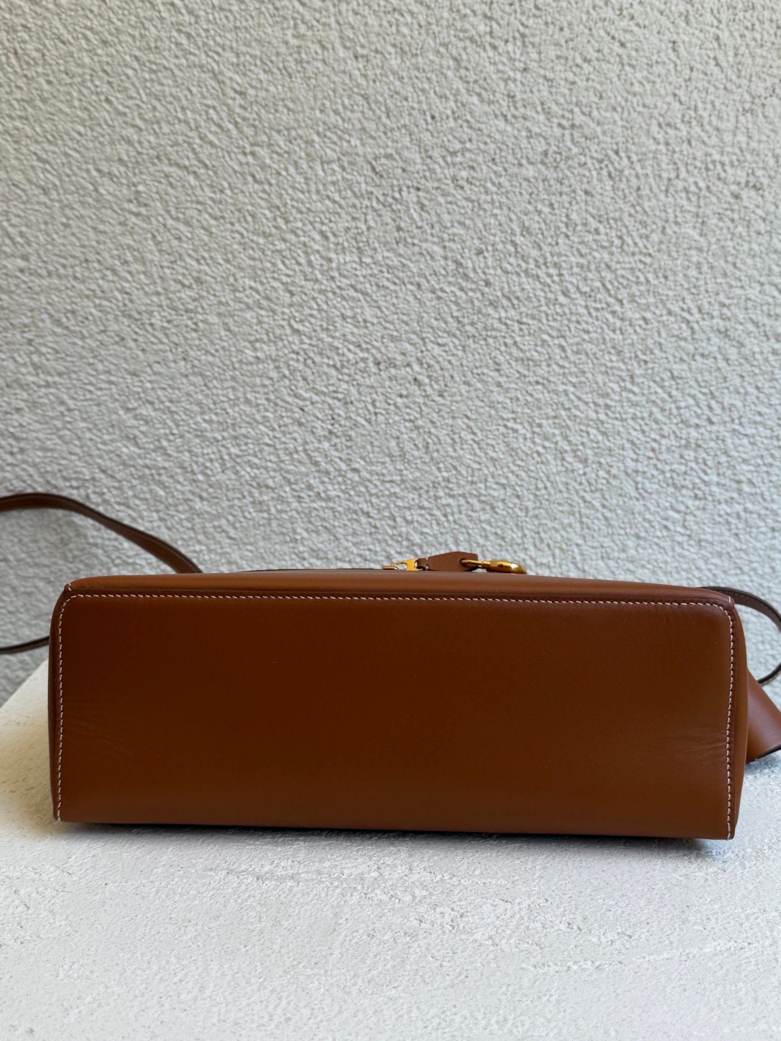 Loro Piana Extra Bag L27 Smooth Calfskin Shoulder Bag - Image 13