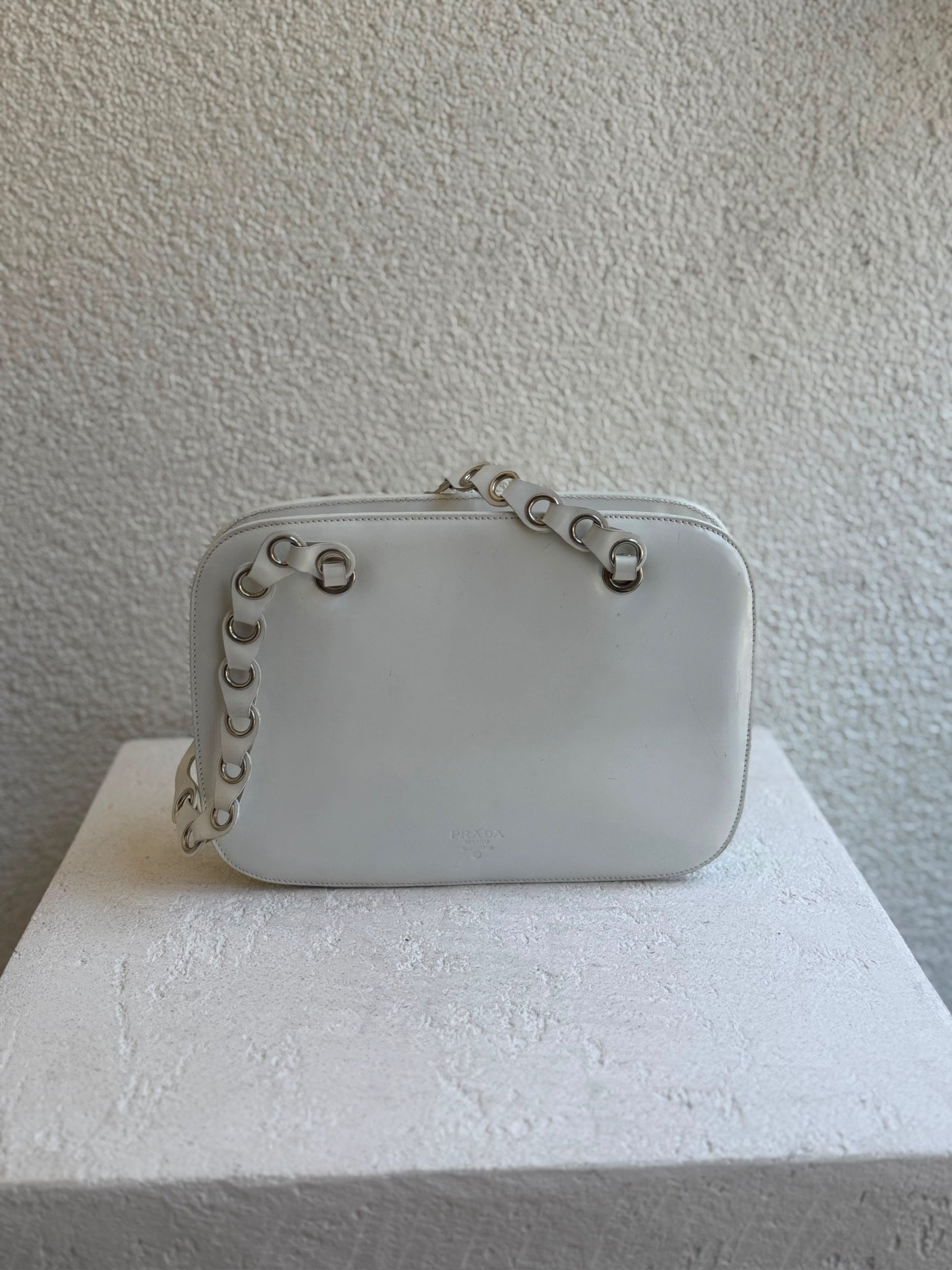 Prada Vintage Leather Shoulder Bag - Görsel 3