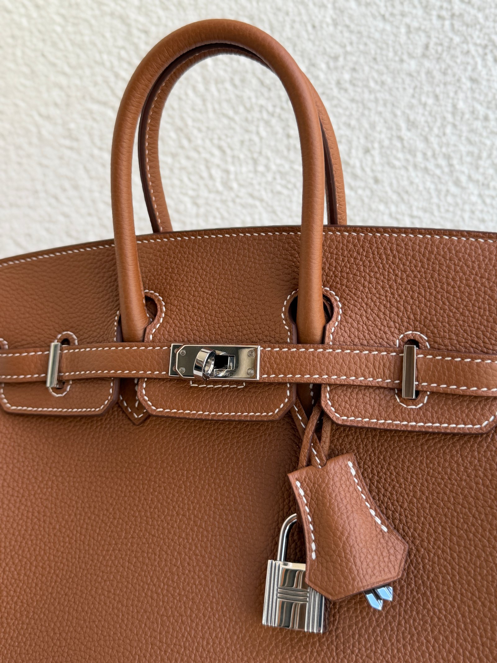 Hermes Birkin 25 Gold Color Togo Leather PHW Handbag - Image 3