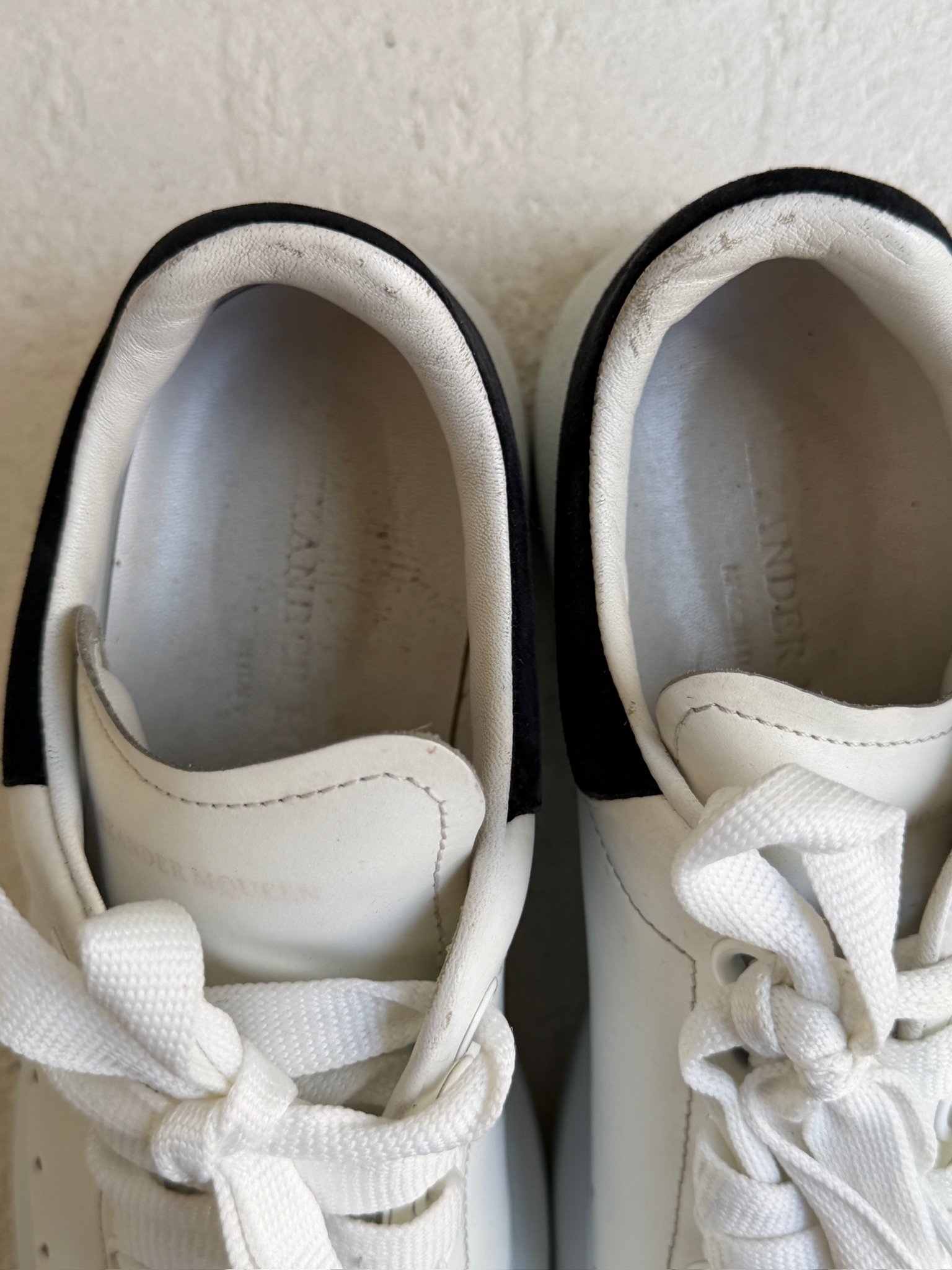 Alexander McQueen White and Black Leather Oversized Sneaker - Image 5