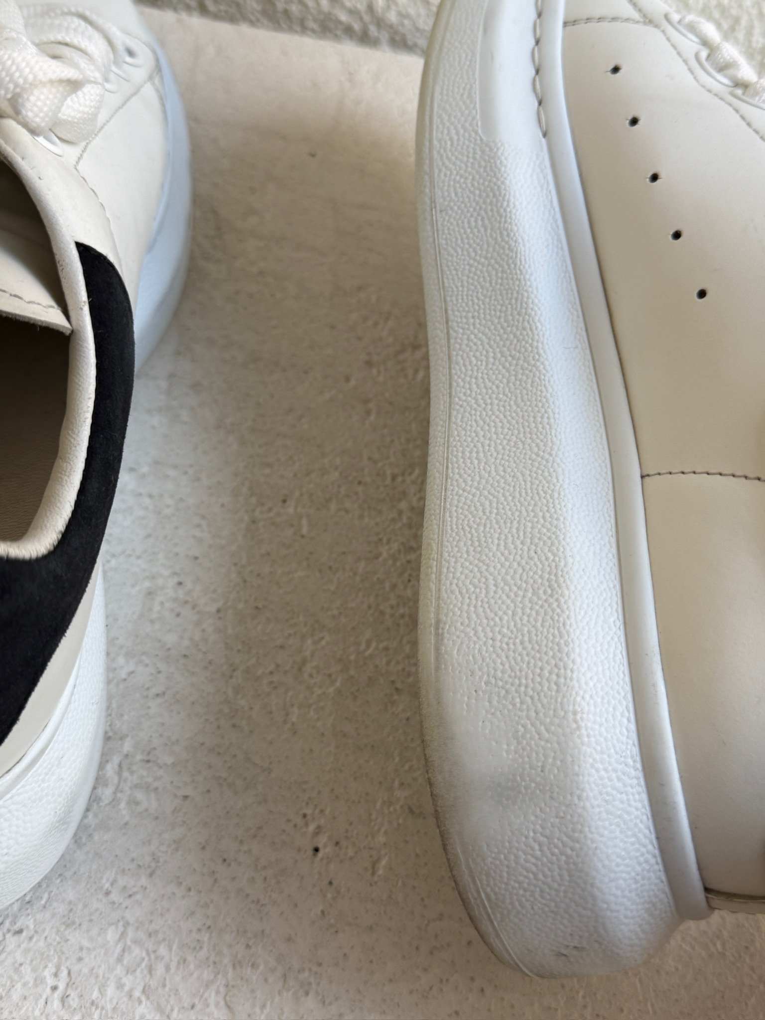 Alexander McQueen White and Black Leather Oversized Sneaker - Image 9