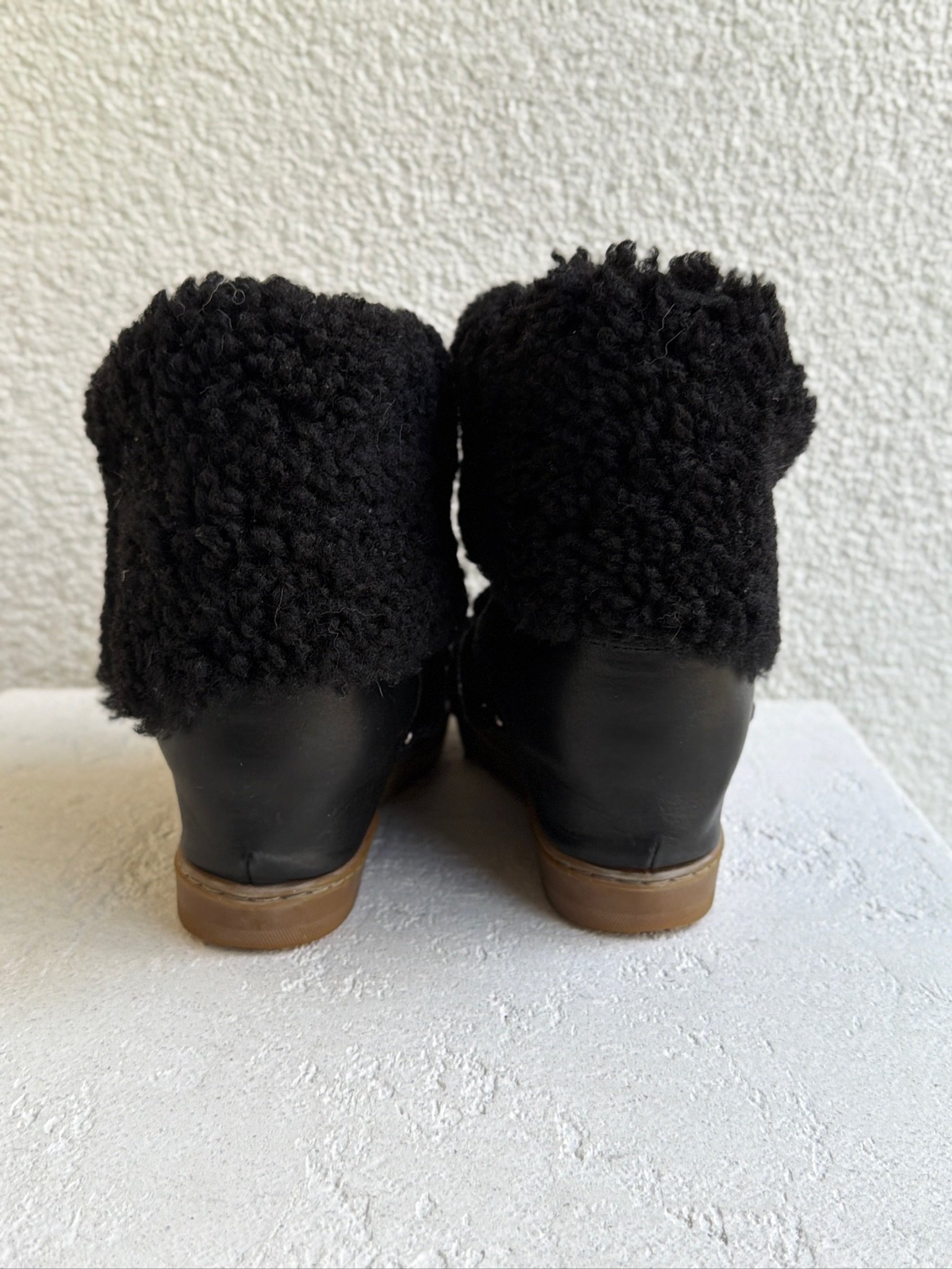 Isabel Marant Nowles Shearling-Trimmed Leather Ankle Boots - Image 7