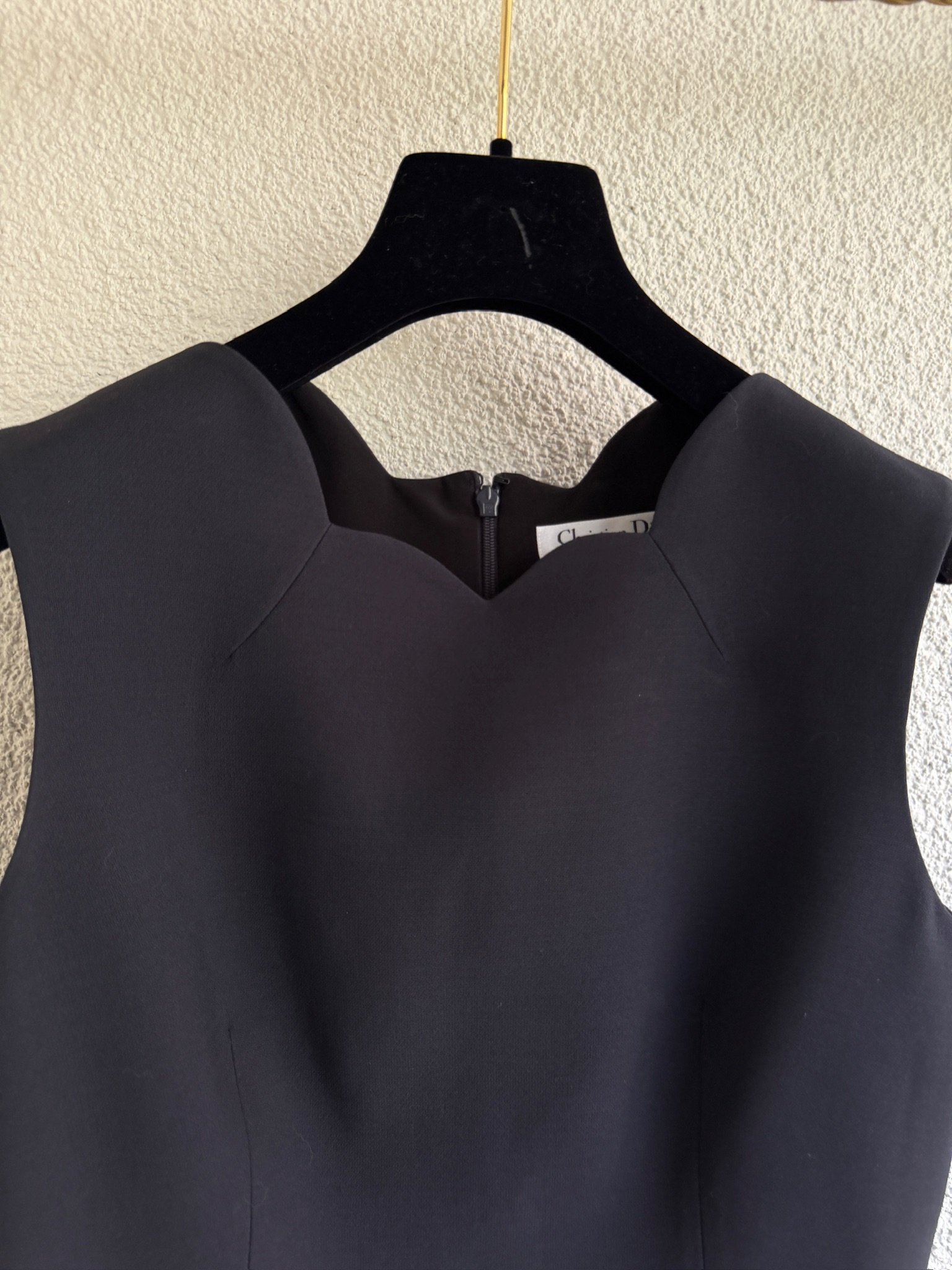 Christian Dior Scallop Navy Wool Blouse - Image 4