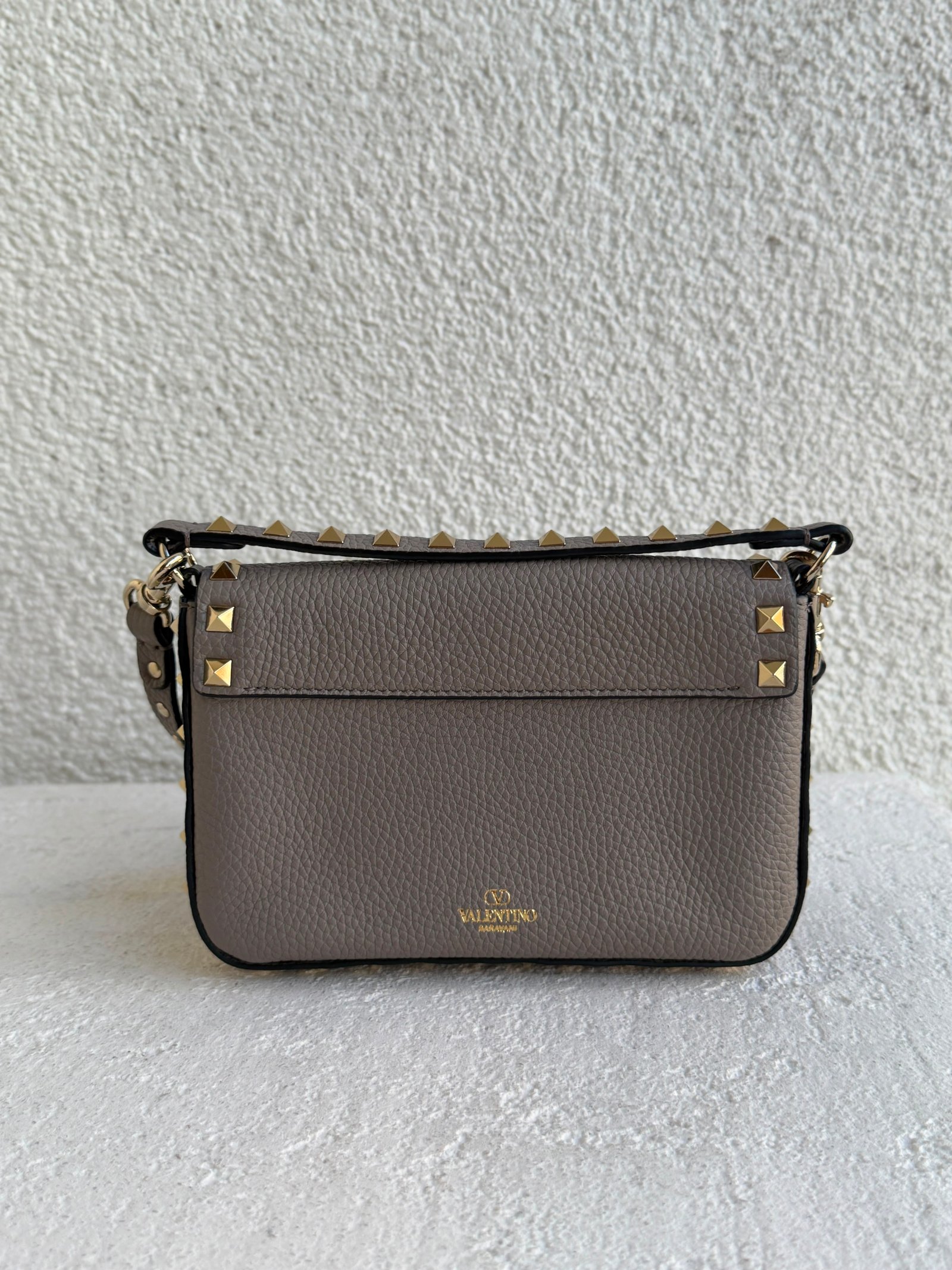 Valentino Garavani Kahverengi Rockstud Mini Çanta