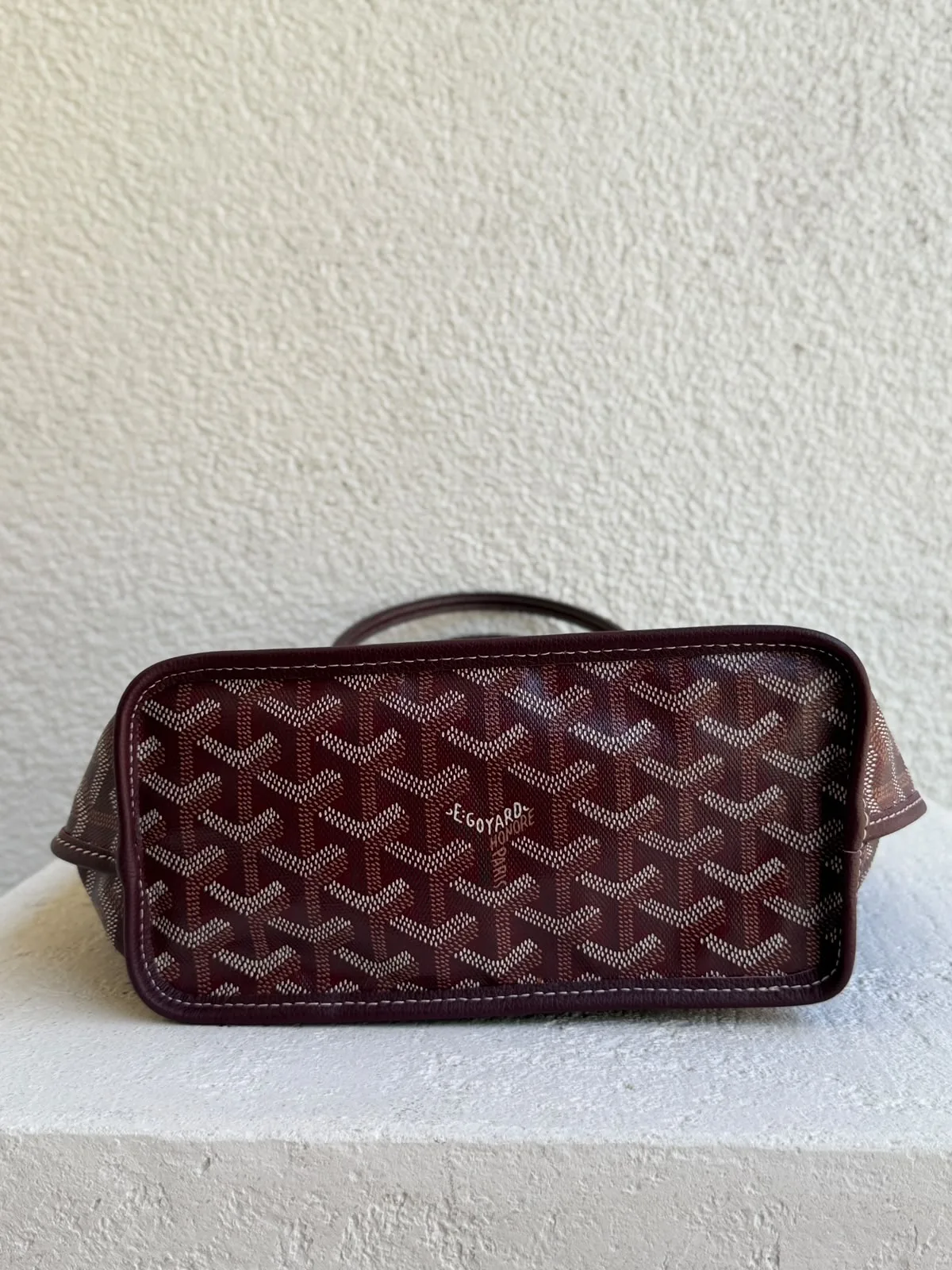 Goyard Goyardine Deri Bordo Çift Taraflı Mini Anjou Çanta