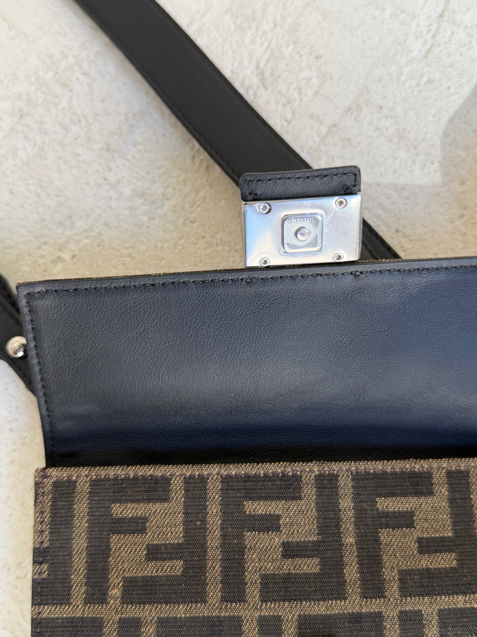 Fendi Baguette FF Jacquard Flat Pouch Bag - Görsel 14