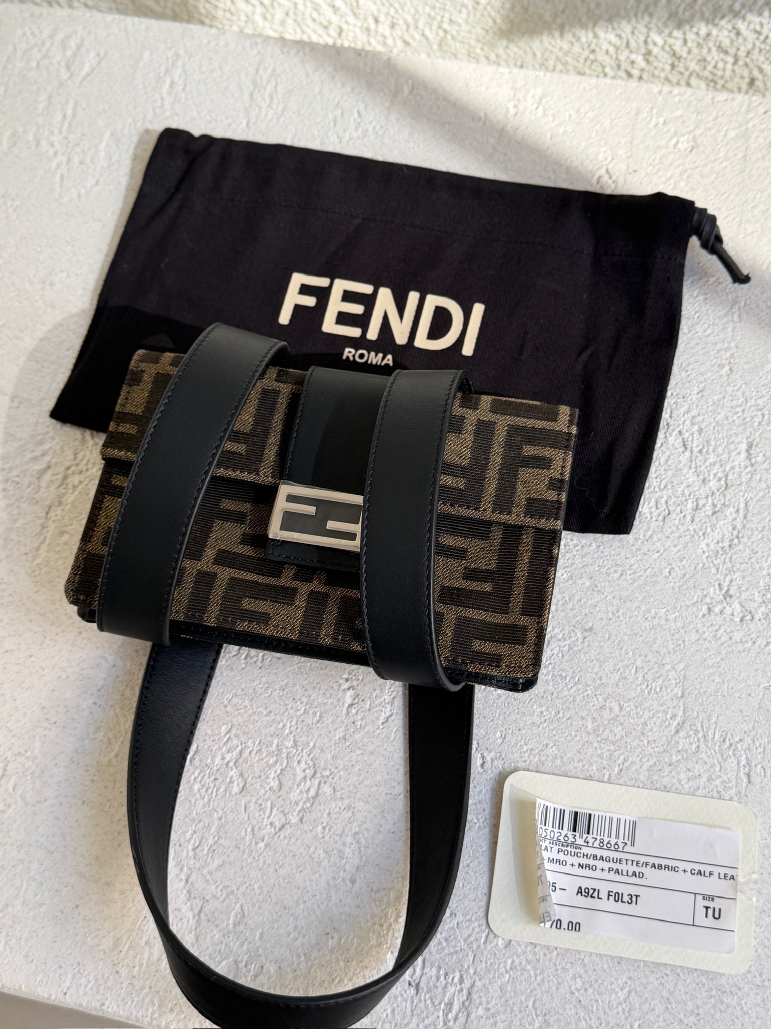 Fendi Baguette FF Jacquard Flat Pouch Bag - Görsel 9