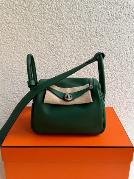 Hermès Mini Lindy II Green Leather Bag