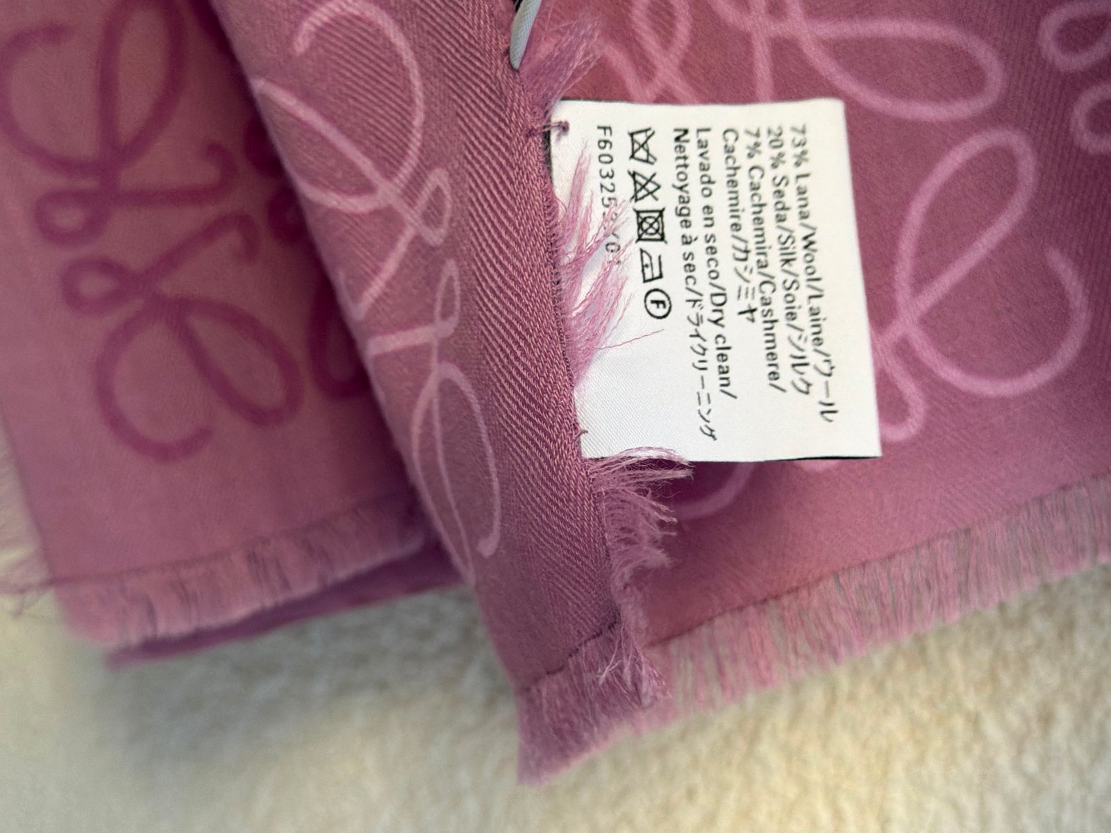 Loewe Logo Printed Wool Scarf - Image 5