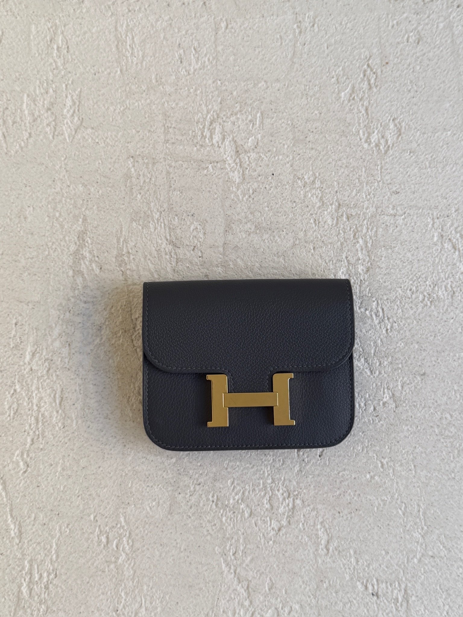 Constance Slim Gray Wallet - Image 11