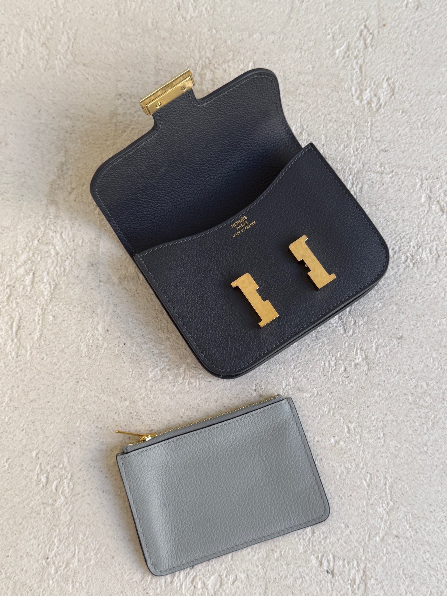 Constance Slim Gray Wallet - Image 14